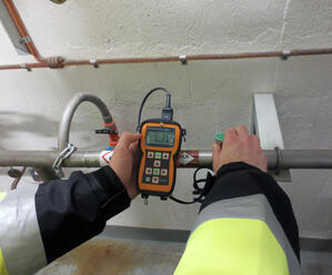 Seismic_-_Jens_ultrasonic_gauge-1